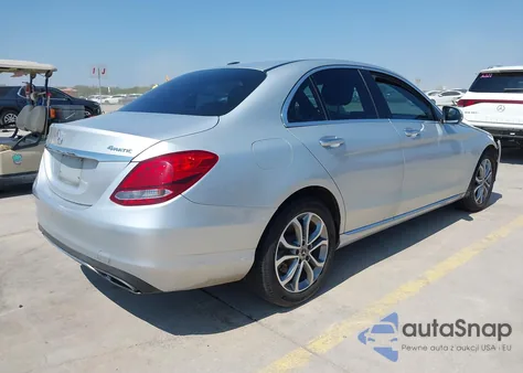 2018 Mercedes-Benz C 300 4Matic из США, поврежденный, VIN 55SWF4KB7JU270214